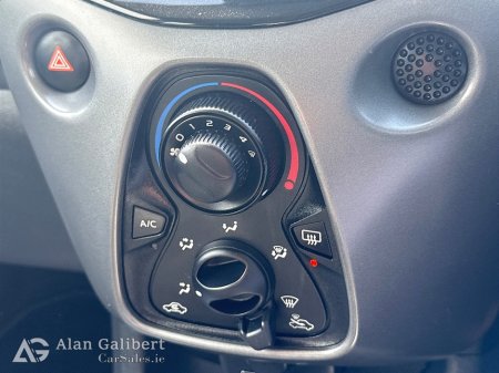 2021 Toyota Aygo - photo 15