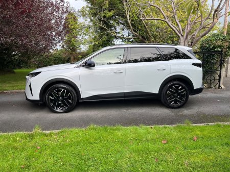2025 Peugeot 5008 - photo 12