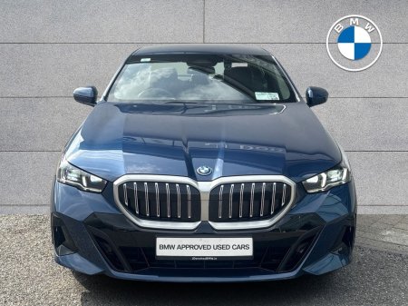 2024 BMW 5-Series - photo 14