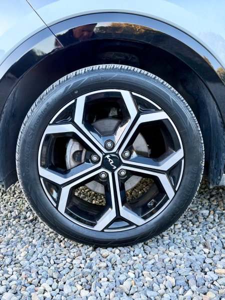 2024 Kia Niro - photo 27
