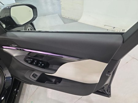 2026 BMW 5-Series - photo 23