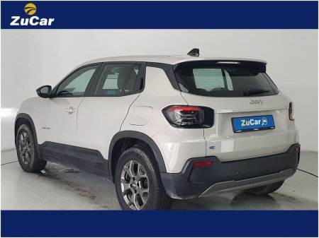 2024 Jeep Avenger - photo 3