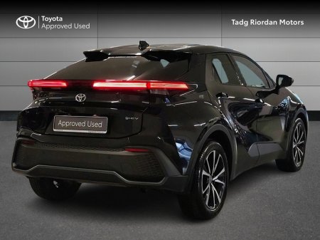 2024 Toyota C-HR - photo 2