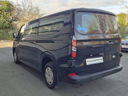 2025 Ford Transit Custom - photo 10