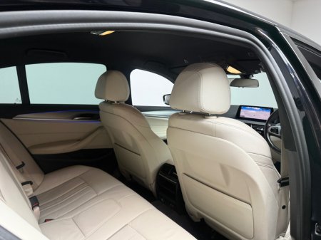 2019 BMW 5-Series - photo 12