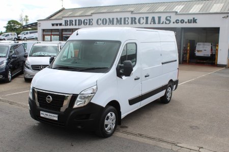 2023 Nissan Interstar
