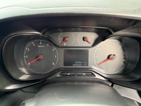 2021 Vauxhall Combo - photo 11