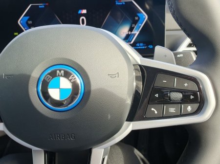 2026 BMW 3-Series - photo 18