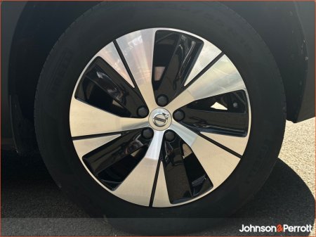 2023 Volvo XC40 - photo 16