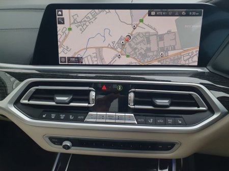 2021 BMW X7 - photo 8