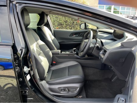 2024 Toyota Prius - photo 11