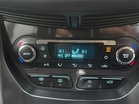 2017 Ford Kuga - photo 10