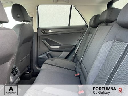 2023 Volkswagen T-Roc - photo 6