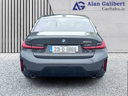 2023 BMW 3-Series - photo 6