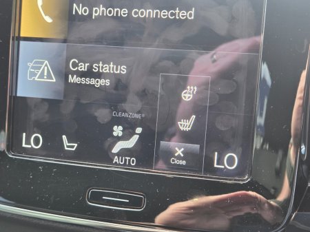 2023 Volvo XC40 - photo 22