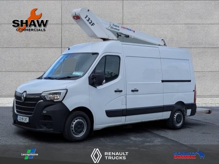2022 Renault Master
