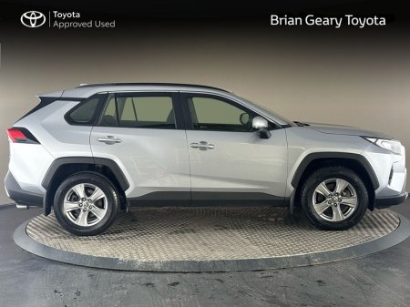 2022 Toyota RAV4 - photo 3