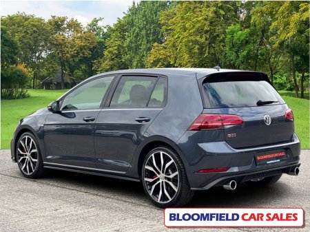 2019 Volkswagen Golf - photo 5