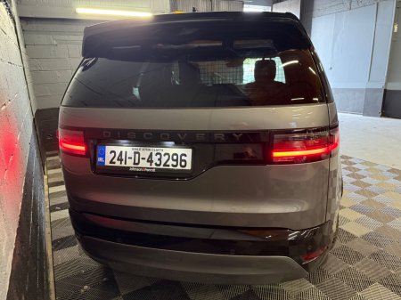 2024 Land Rover Discovery - photo 4