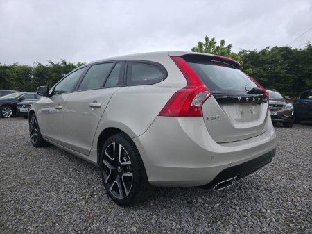 2017 Volvo V60 - photo 3
