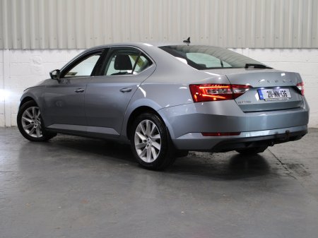 2021 Skoda Superb - photo 9
