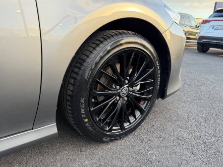 2023 Toyota Camry - photo 12