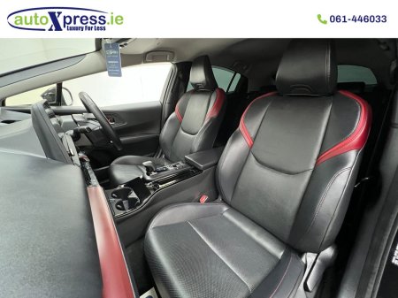 2023 Toyota Prius - photo 2