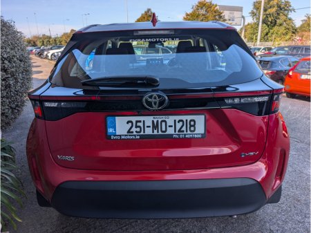 2025 Toyota Yaris Cross - photo 7