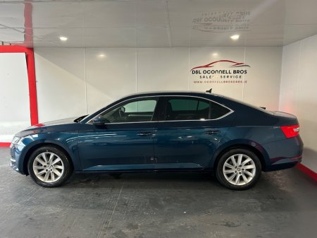 2022 Skoda Superb - photo 5