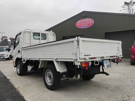 2015 Toyota Dyna - photo 3