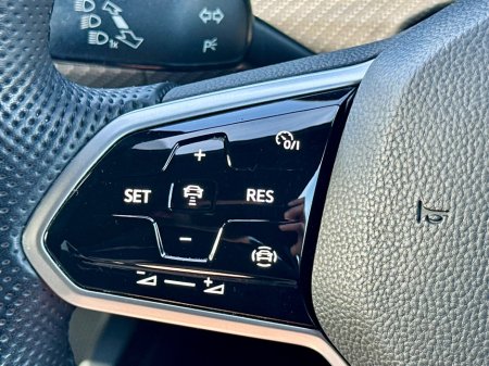 2021 Volkswagen Golf - photo 12