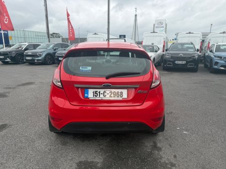 2015 Ford Fiesta - photo 4
