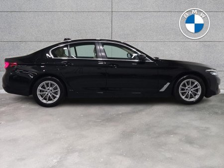 2023 BMW 5-Series - photo 25