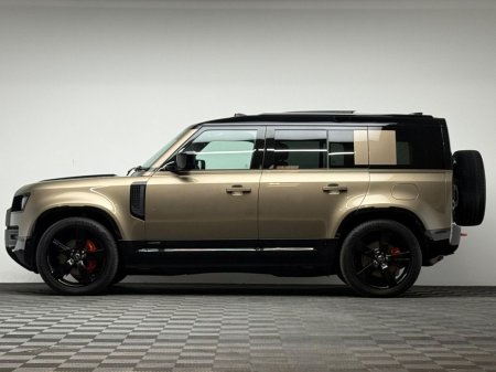 2025 Land Rover Defender - photo 4