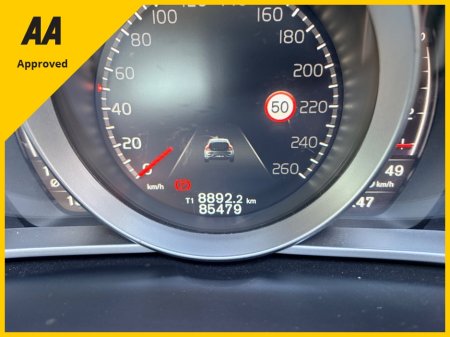 2019 Volvo V40 - photo 17