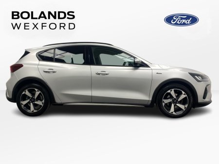 2023 Ford Focus - photo 4