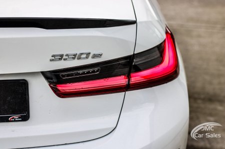 2021 BMW 3-Series - photo 12