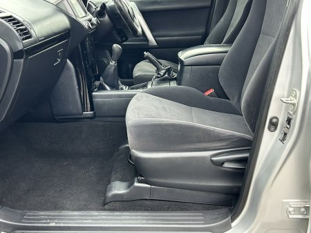 2016 Toyota Land Cruiser - photo 13