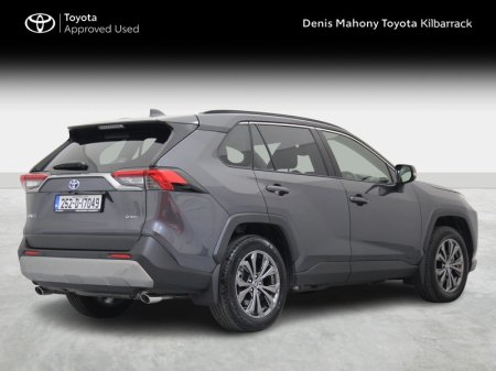 2025 Toyota RAV4 - photo 2