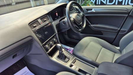 2019 Volkswagen Golf - photo 12