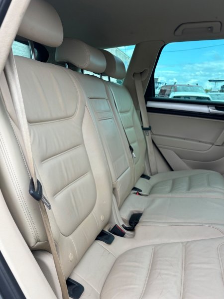 2016 Volkswagen Touareg - photo 16