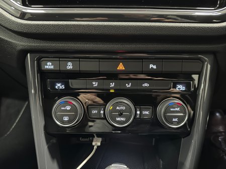 2021 Volkswagen T-Roc - photo 32