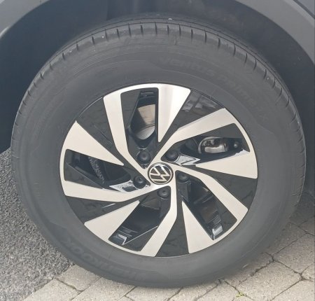 2026 Volkswagen Tiguan - photo 8