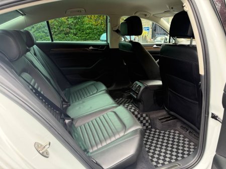 2020 Volkswagen Passat - photo 8