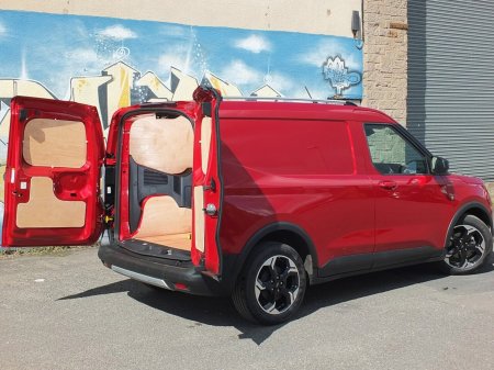 2025 Ford Transit Courier - photo 21