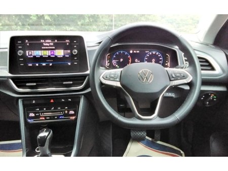 2025 Volkswagen T-Roc - photo 12