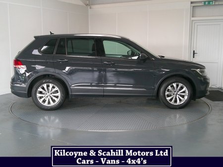2021 Volkswagen Tiguan - photo 9
