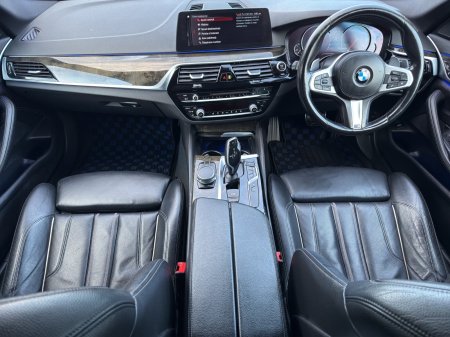 2018 BMW 5-Series - photo 12