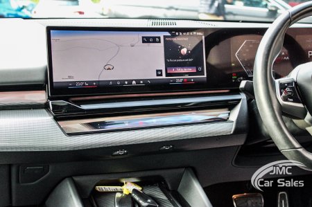 2025 BMW 5-Series - photo 37