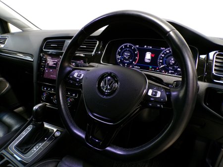 2019 Volkswagen Golf - photo 15